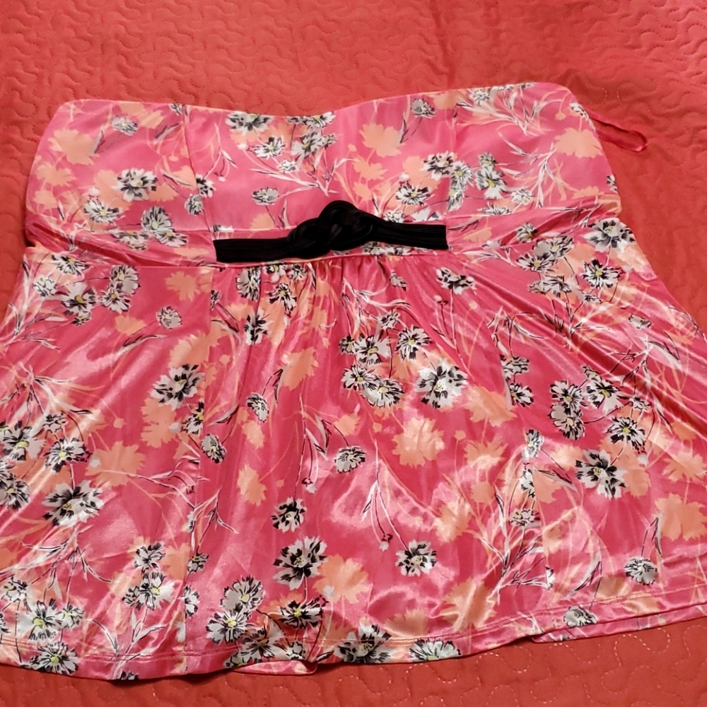 Torrid strapless top